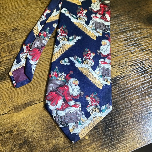 Boston Traders Other - VTG Boston Traders Christmas Santa Tie Necktie Blue Red Silk Retro Made USA